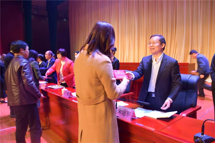 平桂区召开2022年招商引资工作会议 平桂区召开2022年招商引资工作会议