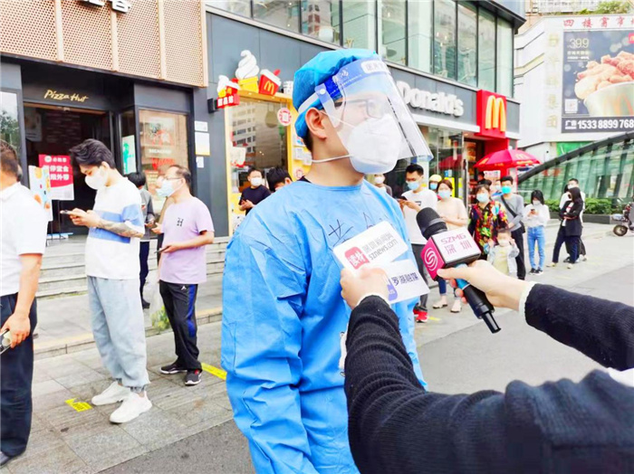 “疫”路有你,港福珠宝志愿者服务队奔赴一线支援抗疫 “疫”路有你,港福珠宝志愿者服务队奔赴一线支援抗疫