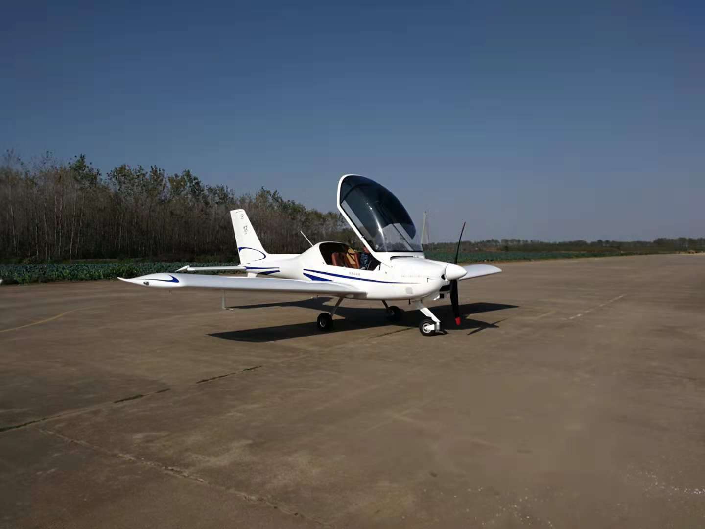 轻型载人飞机-山河阿若拉SA60L航测版