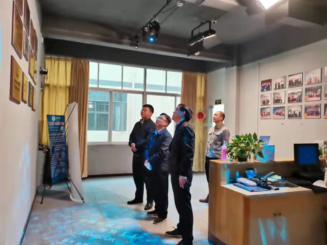 访企业、促交流、共发展 访企业、促交流、共发展