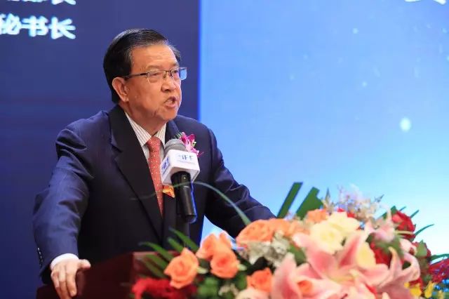 2017中国财经论坛暨财经30年领袖峰会在京隆重举行 2017中国财经论坛暨财经30年领袖峰会在京隆重举行