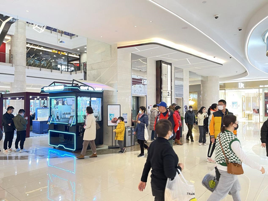 上海商场不哭，cofe+咖啡机器人登场服务