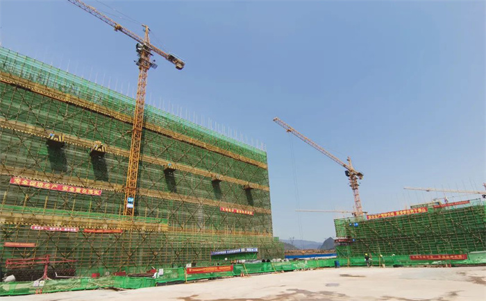 贺州市委书记李杰云调研广西黄金珠宝产业园(三期) 贺州市委书记李杰云调研广西黄金珠宝产业园(三期)