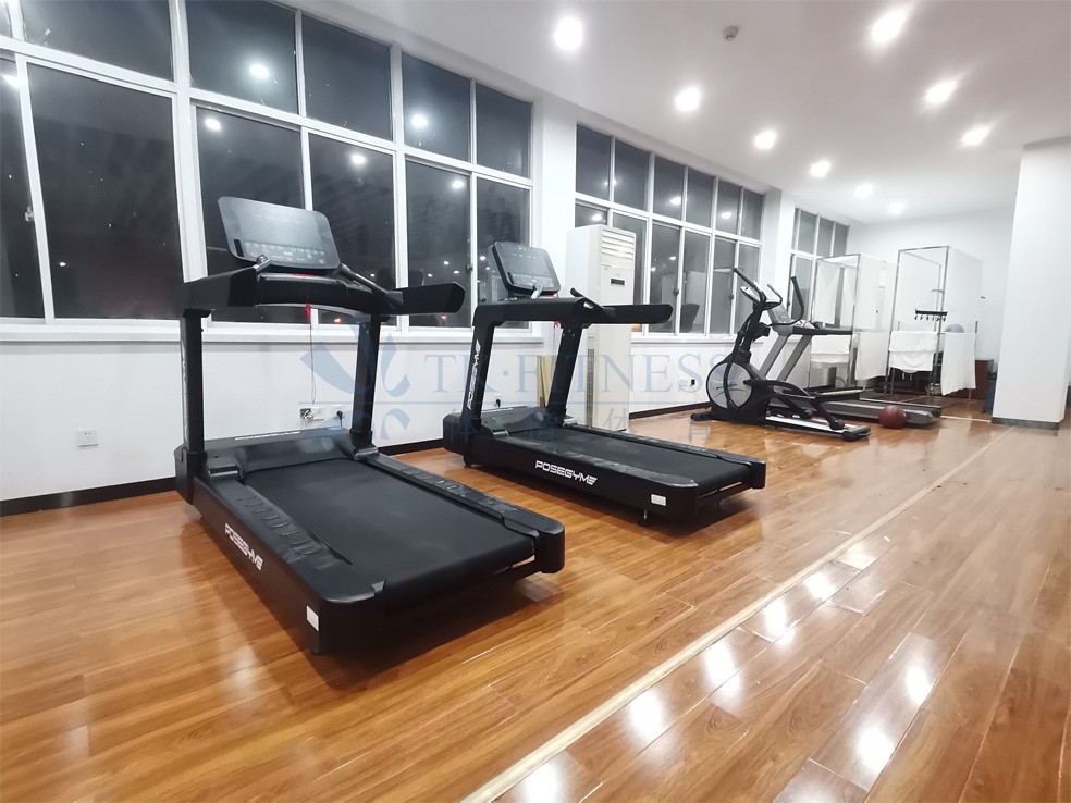 跑步机多少钱杭州进口健身器材品牌店地址