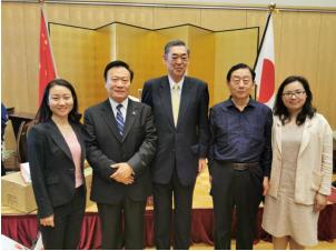 曹卫洲出席日本驻华大使馆“官邸春季交流会”