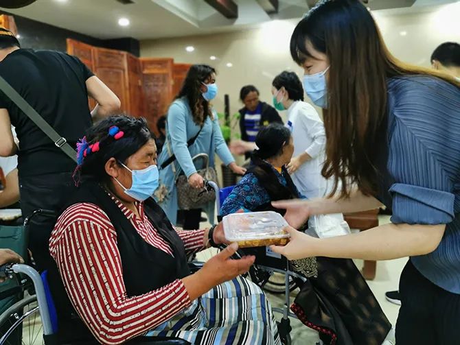 中国留学人才发展基金会大骨节病公益扶贫项目启动