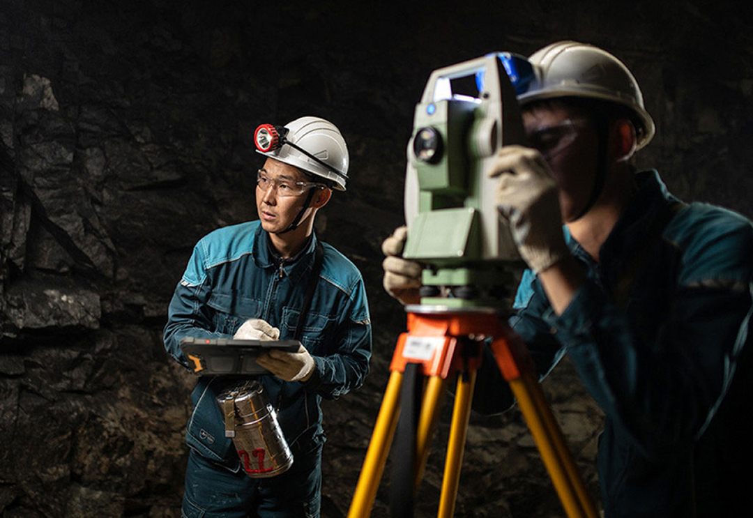 朗界RugGear：助力【哈萨克斯坦】最大数字矿山转型升级！