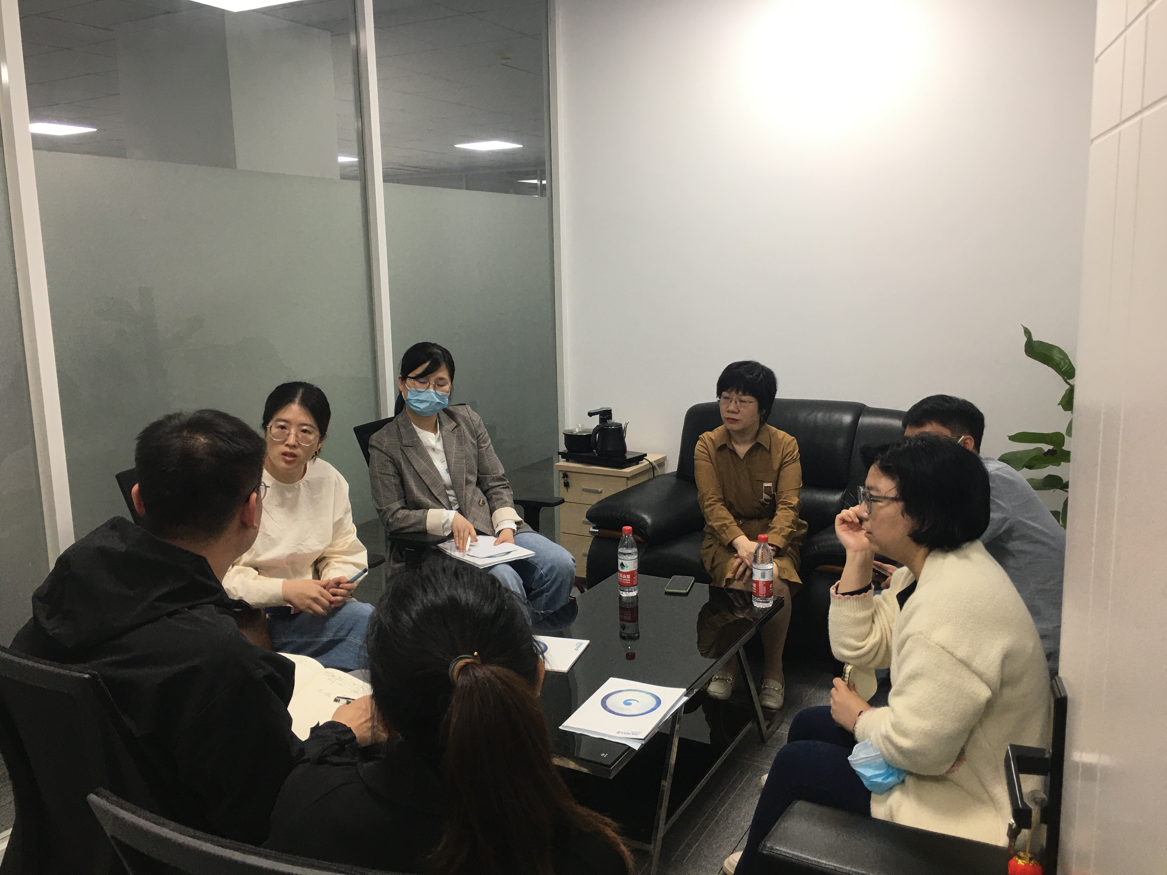 浙江萧山医院蒋国军副院长一行莅临鹰旸医药研发中心