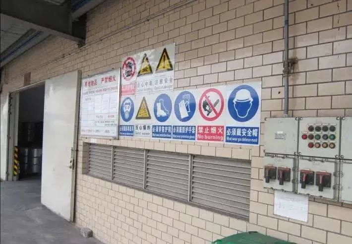 你知道吗，传统汽车养护品其实是一把隐形“双刃剑”