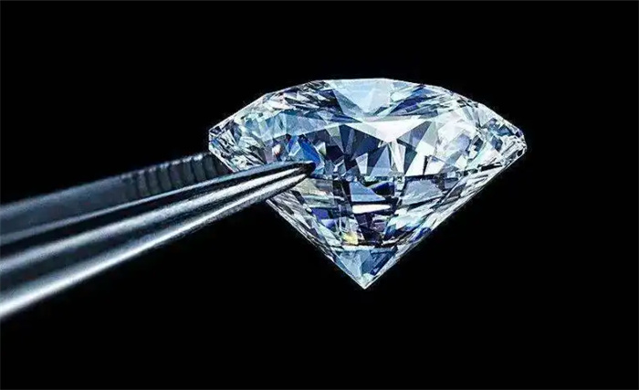 市场需求旺盛 培育钻石行业成“香饽饽”