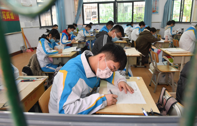 2022高考迎来“新调整”,或成“高考小年”,学生:幸福来得刚好 2022高考迎来“新调整”,或成“高考小年”,学生:幸福来得刚好