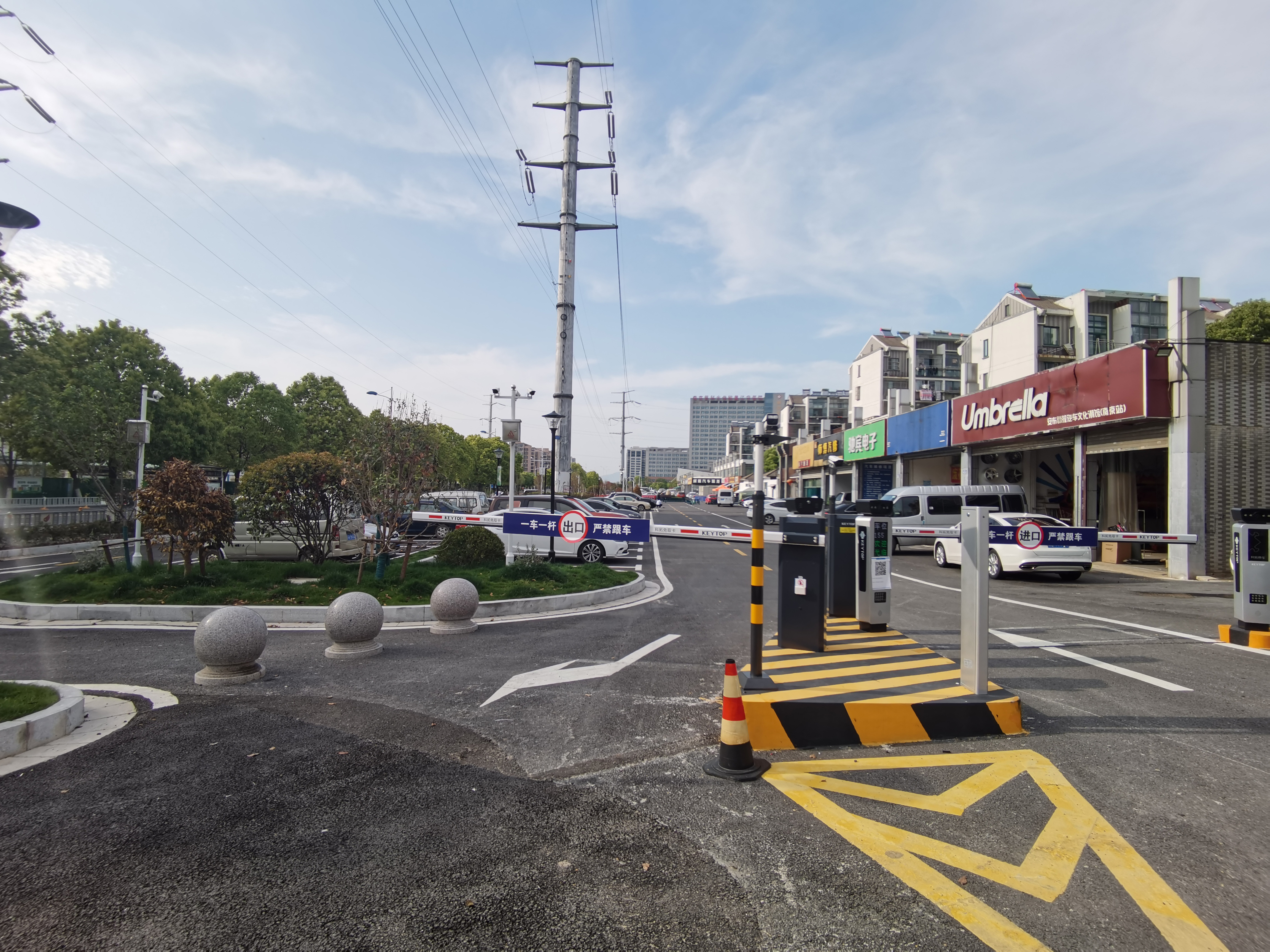 湖山路（湖山尊邸—金動(dòng)城雅居）停車場