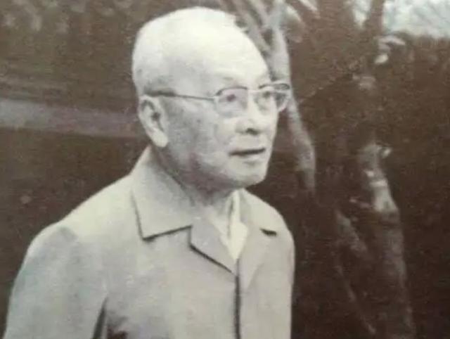 1989年开国上将叶飞访问菲律宾，临行前报告：希望回乡为父母扫墓