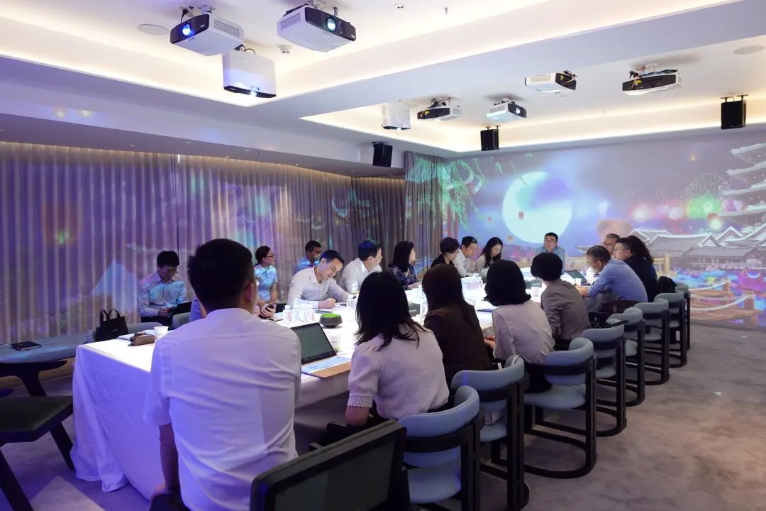 协会与粤财信托举行业务座谈会