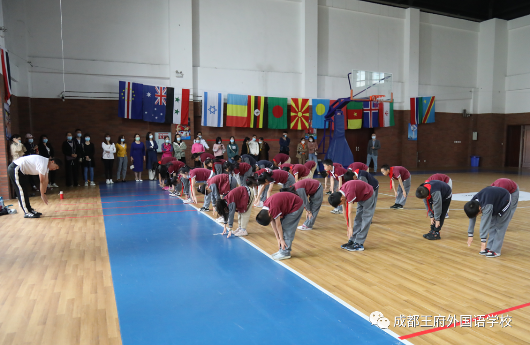 初夏蔷薇飘香，王府少年成长——成都王府小学部家长开放日