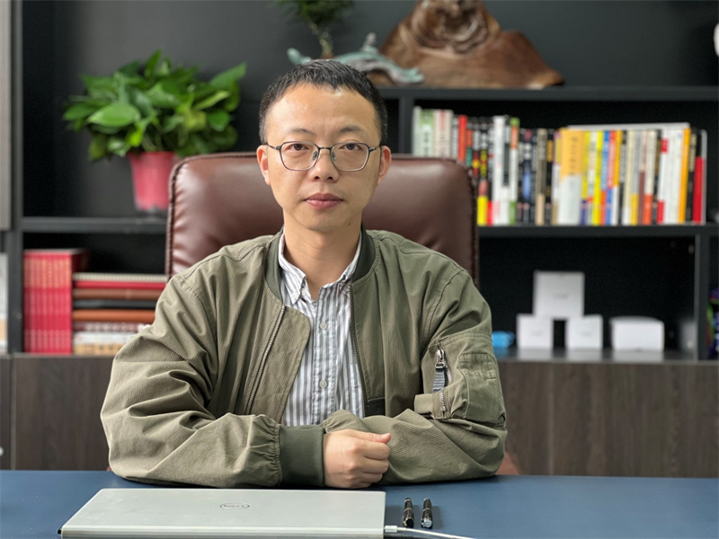 中国培育钻石势不可挡,升丽婷「冰花钻」璀璨登场 中国培育钻石势不可挡,升丽婷「冰花钻」璀璨登场