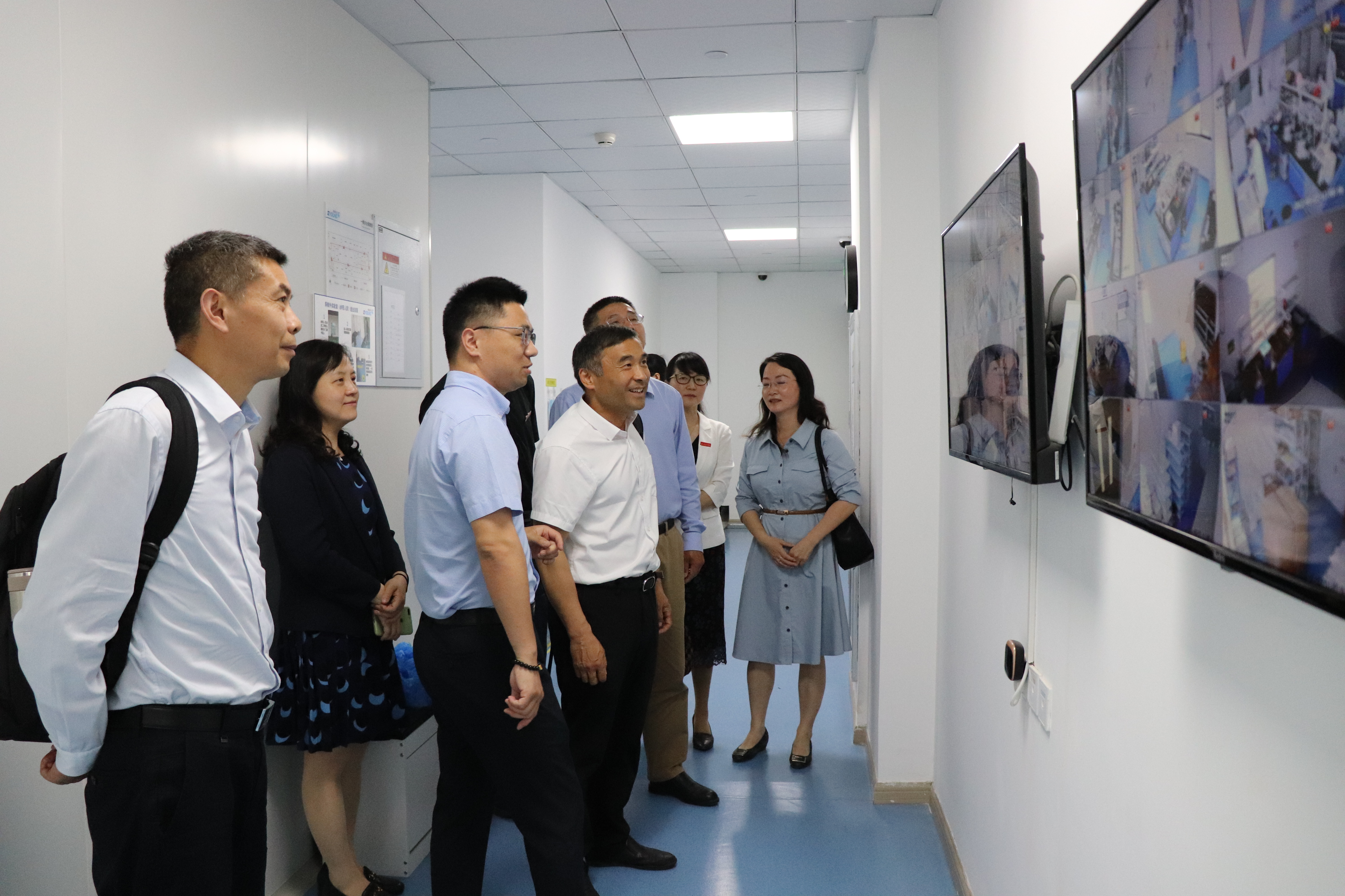 杭州医学院党委副书记李俊伟教授一行莅临鹰旸医药