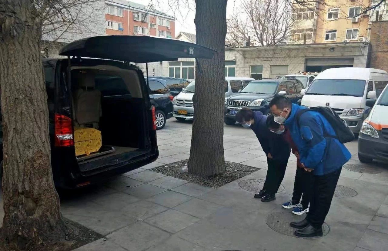 疫情不灭守护情 爱传承享服养老在行动 时刻守护特殊家庭 疫情不灭守护情 爱传承享服养老在行动 时刻守护特殊家庭