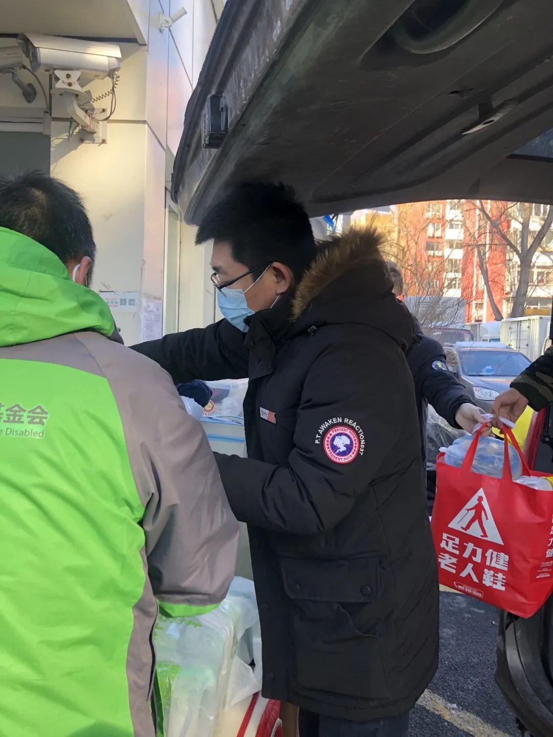 一场跨越生命周期的守护——记特殊家庭老人冯阿姨入住北京第一福利院 一场跨越生命周期的守护——记特殊家庭老人冯阿姨入住北京第一福利院