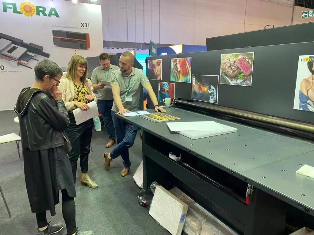 FLORA First New Printer Equipped with EPSON T3200 Printhead Debuted at FESPA 2022 FLORA First New Printer Equipped with EPSON T3200 Printhead Debuted at FESPA 2022