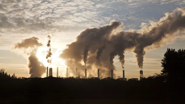全球8%的二氧化碳排放自水泥行业，污染大户该向何处借力？