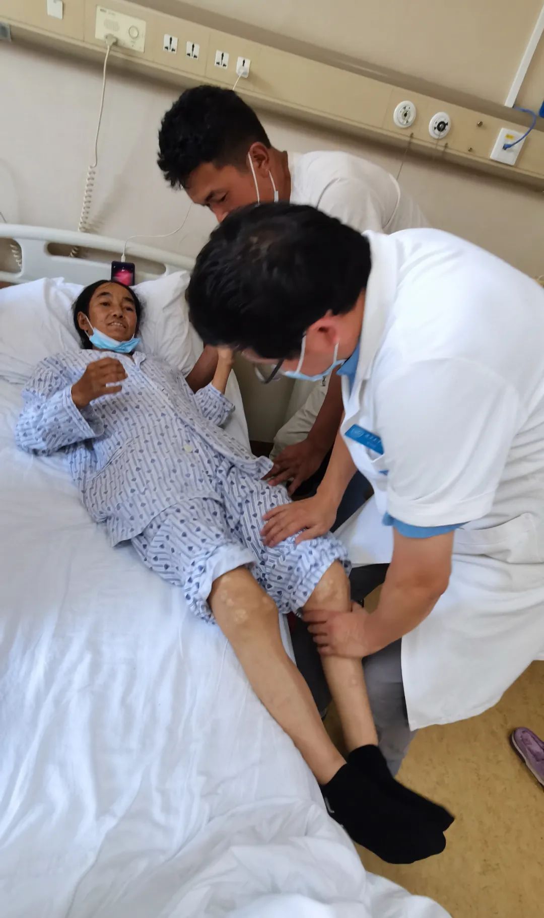 大骨節病承接社會服務試點項目首批來京患者抵達北京，順利入院
