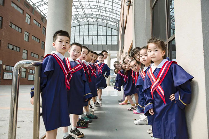 枫华幼儿部毕业季 | 这群萌娃的人生第一场毕业礼氛围感拉满！