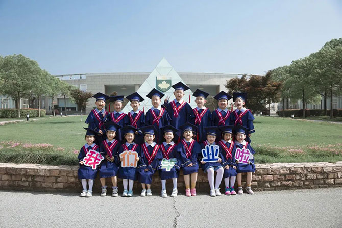 枫华幼儿部毕业季 | 这群萌娃的人生第一场毕业礼氛围感拉满！