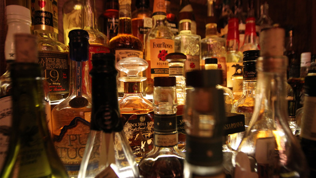 疫情下国内威士忌市场仍在升温，加速与白酒争夺年轻客群