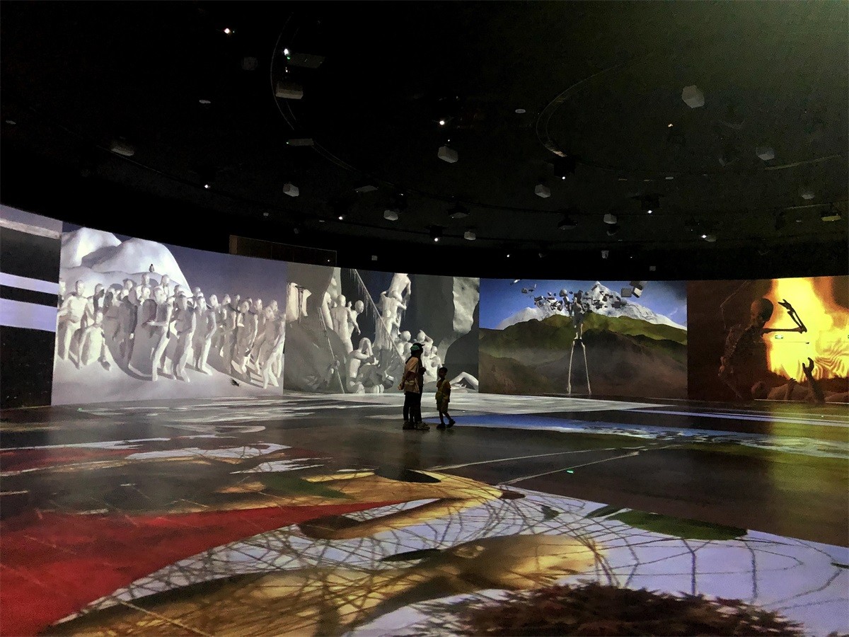 海花岛博物馆艺术展4号馆360°环幕投影