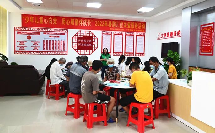 广青科技志愿者服务队开展暑期儿童关爱服务活动