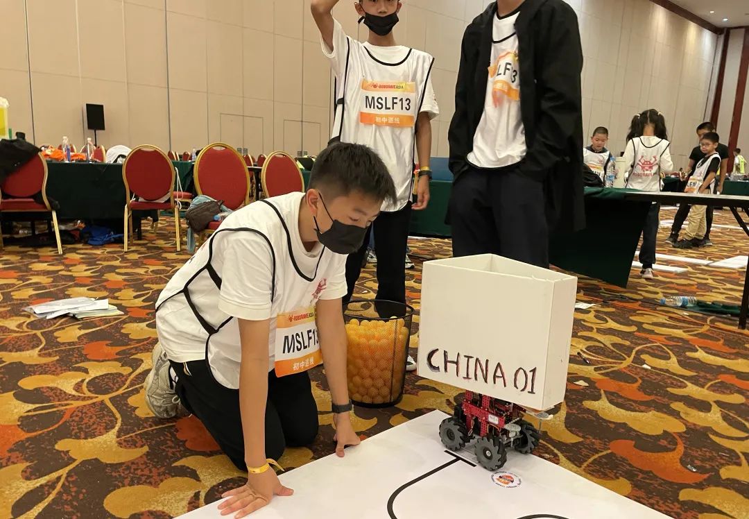 2021RoboRAVE国际教育机器人大会，青苗小将包揽金银奖项！