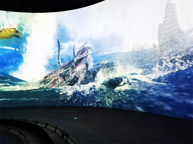 4D魔幻大秀《西洋惊涛》带你体验超真实海上战斗！