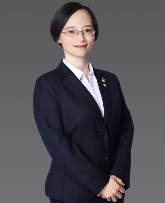 Zeng Yangmei (Party Committee member and Secretary of the Disciplinary Committee of Yuexiu Transport)
