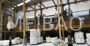 年产20万吨洗衣粉生产线投入运行