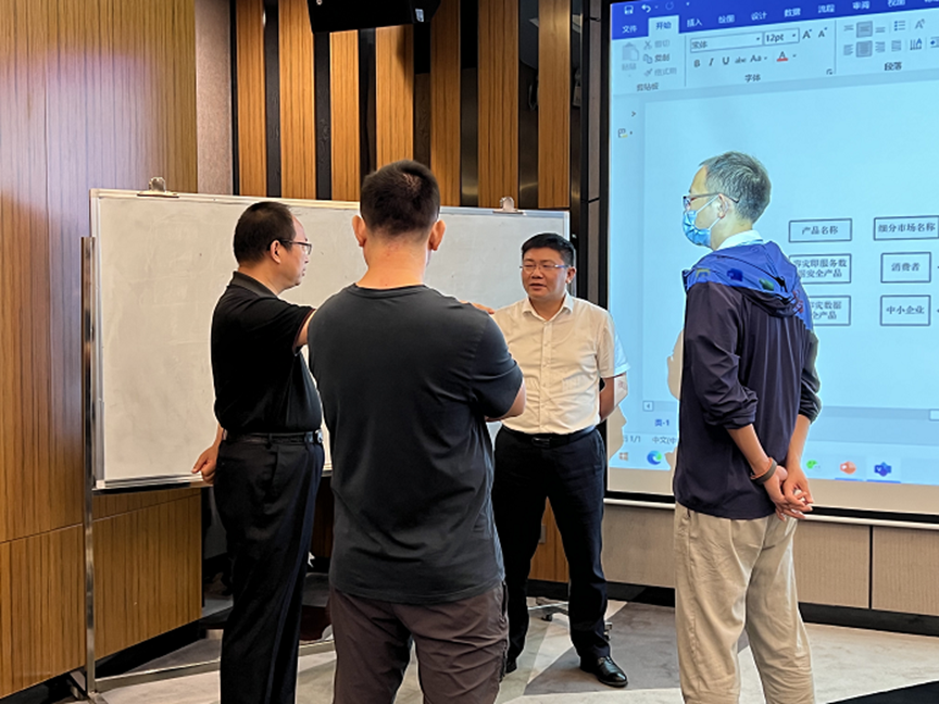 2022年8月26-27日，汉捷咨询《技术规划与技术预研管理》公开课在深圳成功举办！