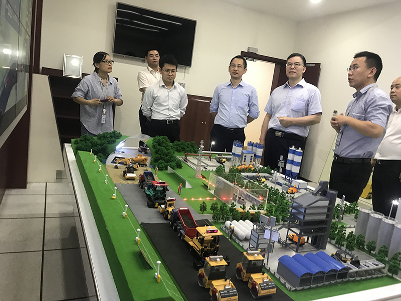 公司党委书记、总经理何柏青带队赴江浙地区考察交流