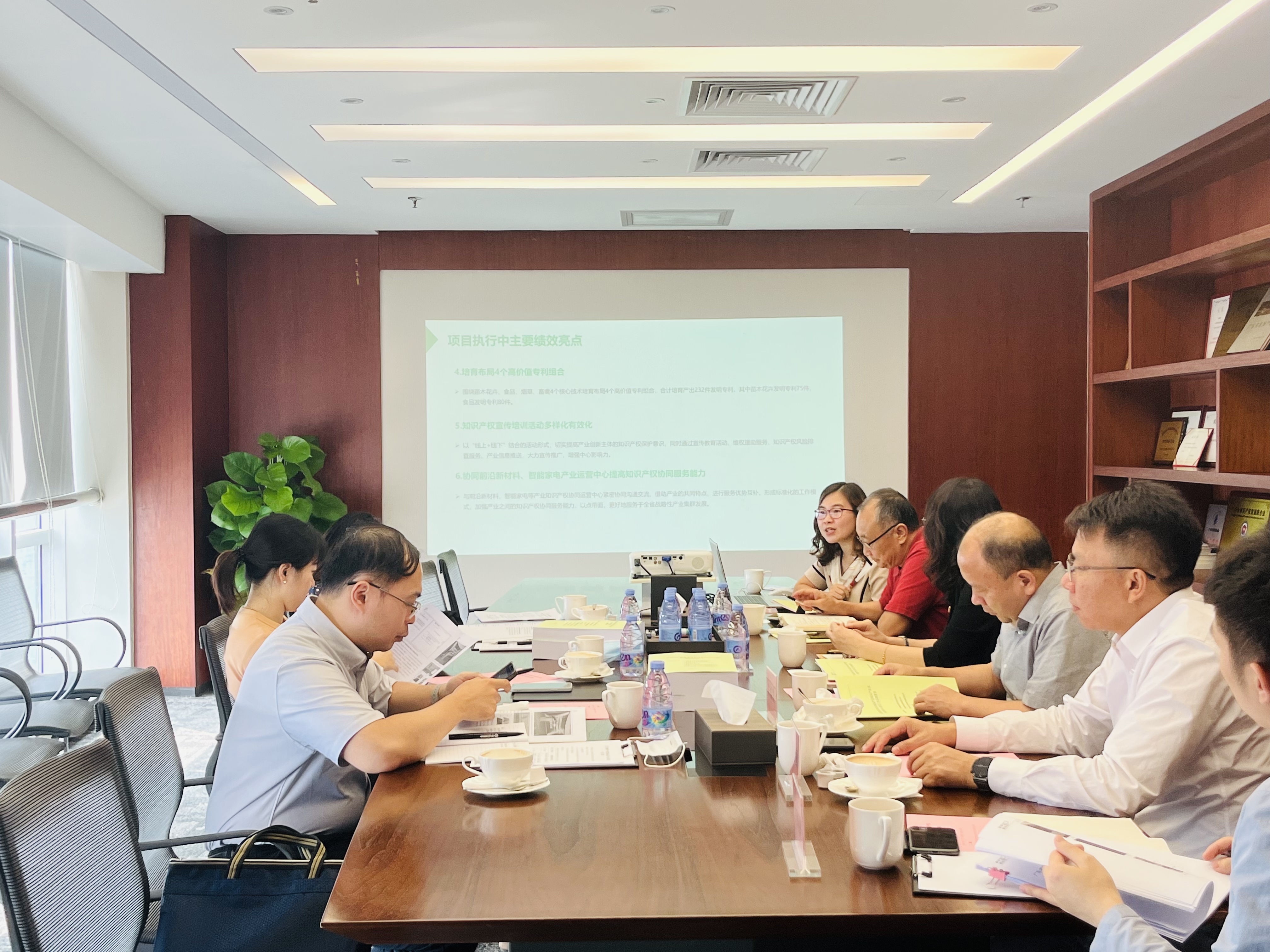 广东省市场监督管理局(知识产权局)领导一行莅临粤高调研指导 广东省市场监督管理局(知识产权局)领导一行莅临粤高调研指导