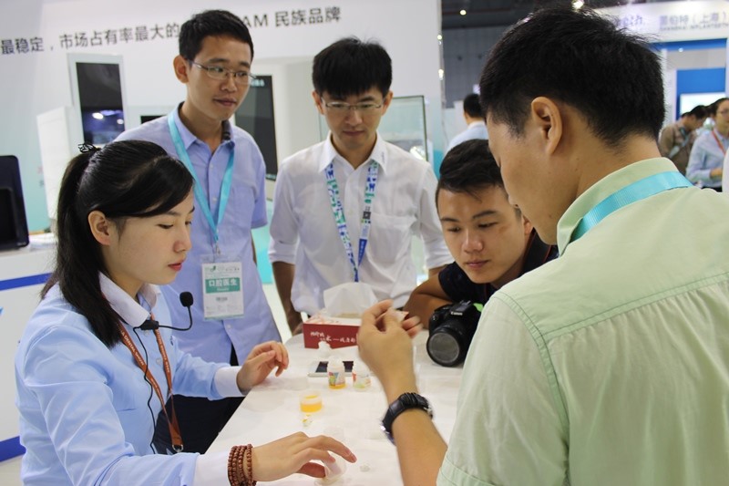 Gran éxito en 2015 China Dental Show