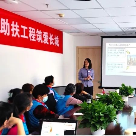 直击现场,重阳敬老在行动|爱传承·守家推出免费普法讲座,首期今日召开,现场气氛热烈 直击现场,重阳敬老在行动|爱传承·守家推出免费普法讲座,首期今日召开,现场气氛热烈