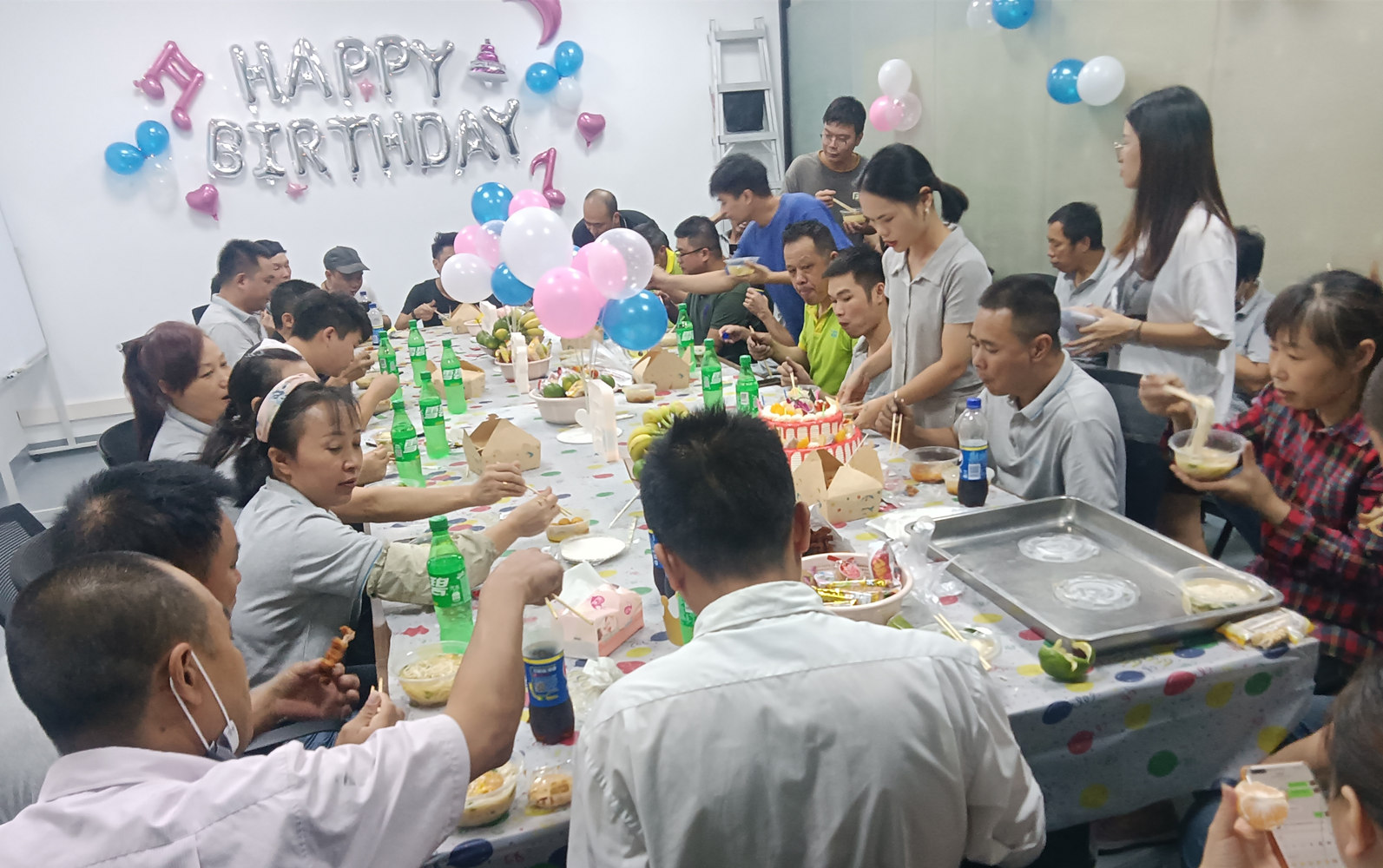 秋风送爽，金桂飘香｜泰明辉第三季度员工生日会如期而至