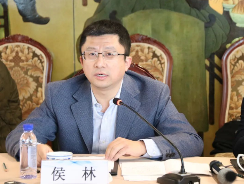 王济武董事长召开专题会议 要求启迪清洁能源直面问题抓内治求发展