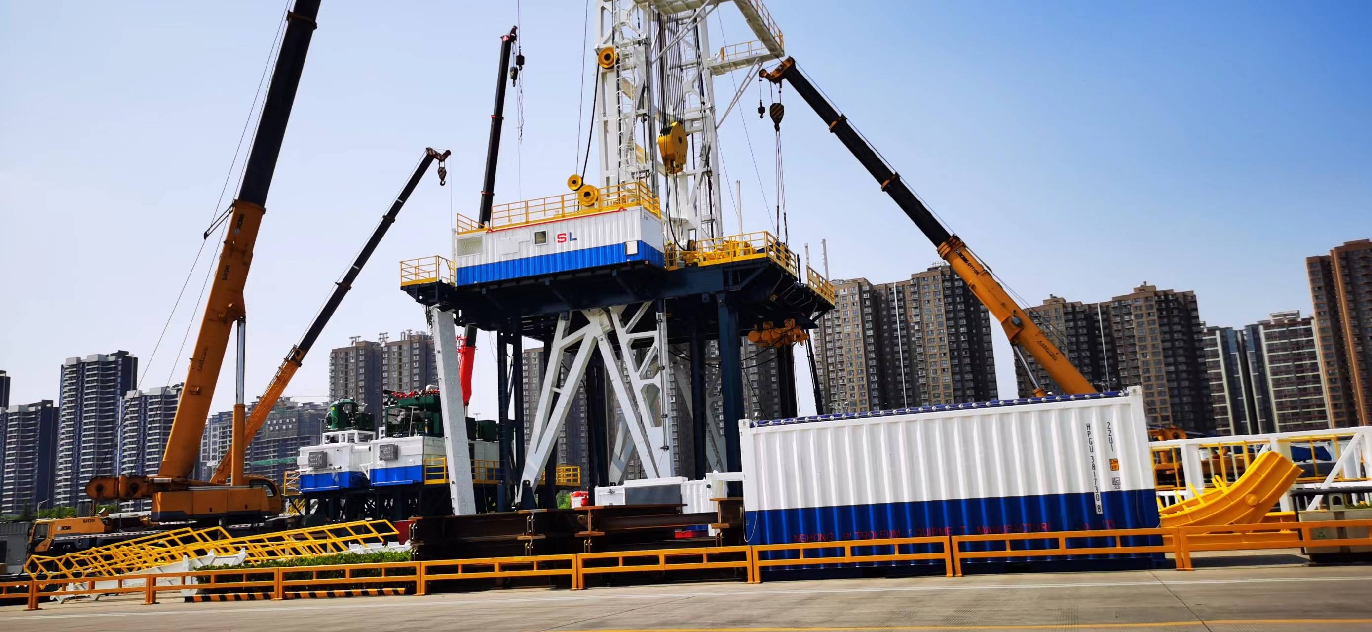 华南建材为中海油服乌干达项目提供钻井平台降噪总包服务，助力阿尔伯特湖油田开采