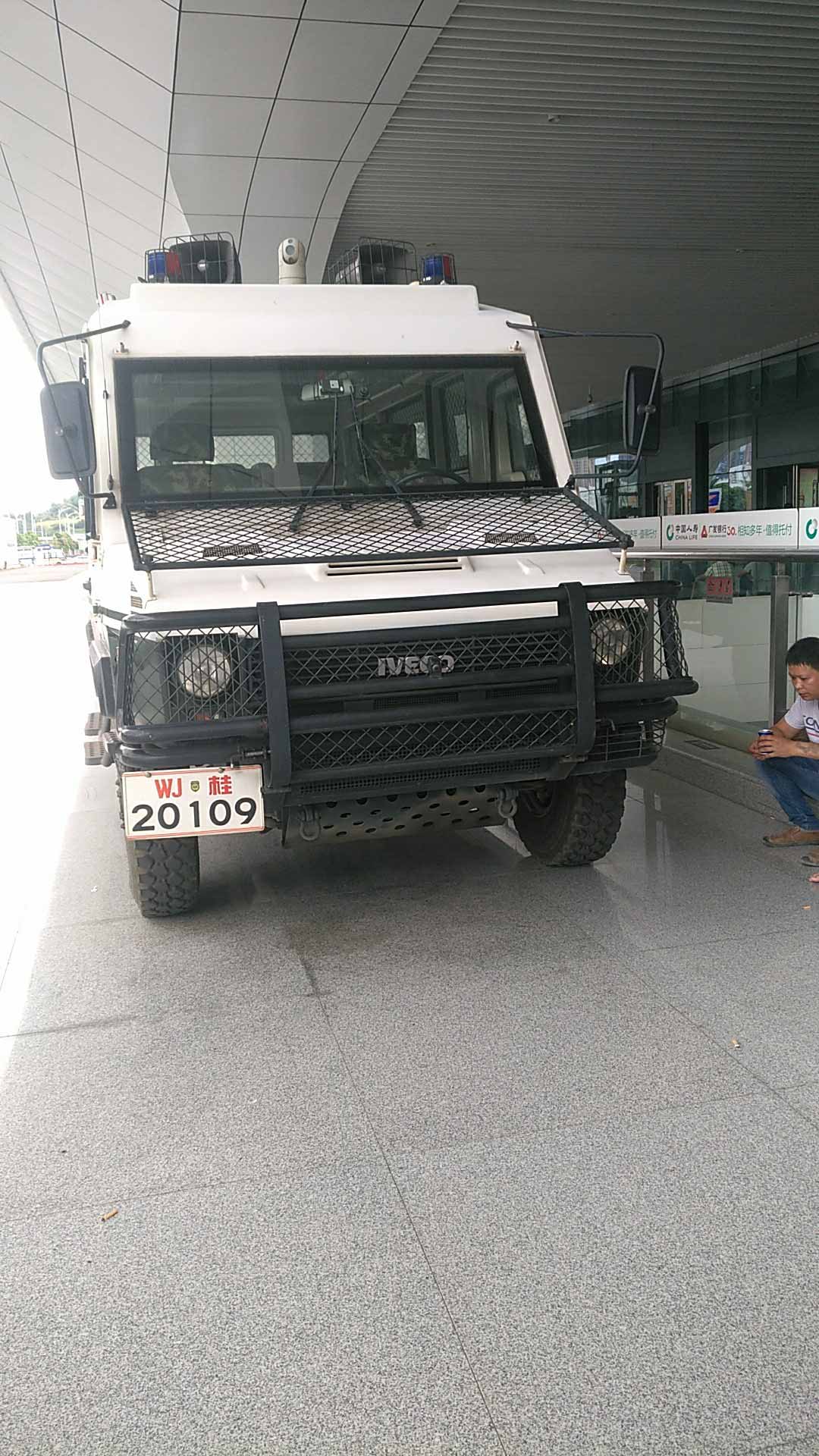 小型车载云台红外补光监控系统