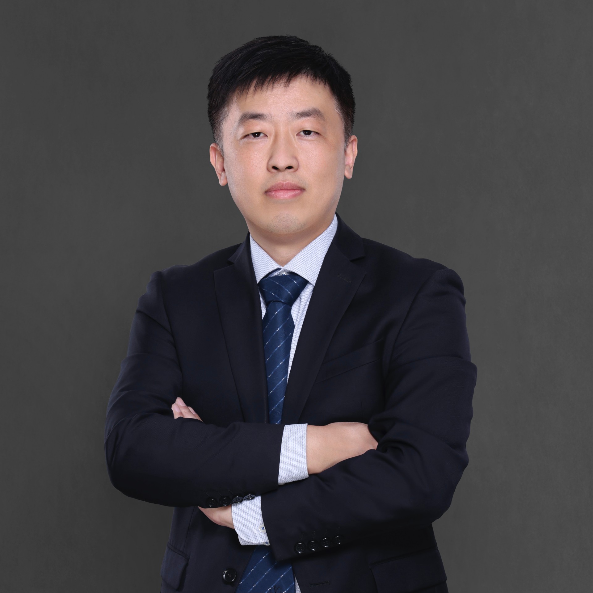 李飞