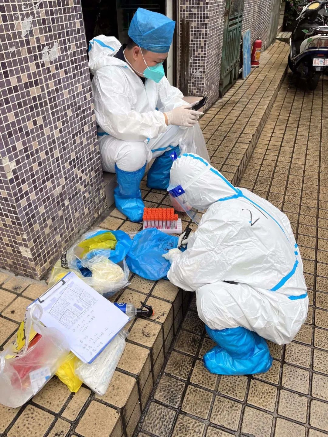 携手抗疫·共克时艰·我们在行动