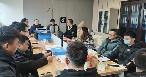 增值业务部召开年终工作总结表彰会