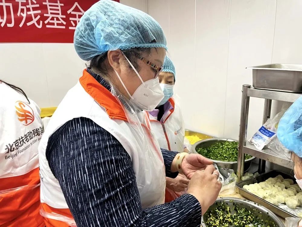 北京扶老助残基金会新年爱心行动,爱心水饺温暖这群人的冬天 北京扶老助残基金会新年爱心行动,爱心水饺温暖这群人的冬天
