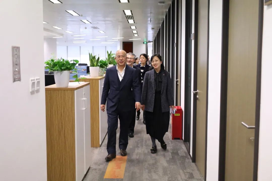 【资讯】中国银行上海市分行领导莅临上海博和汉商律师事务所参观交流