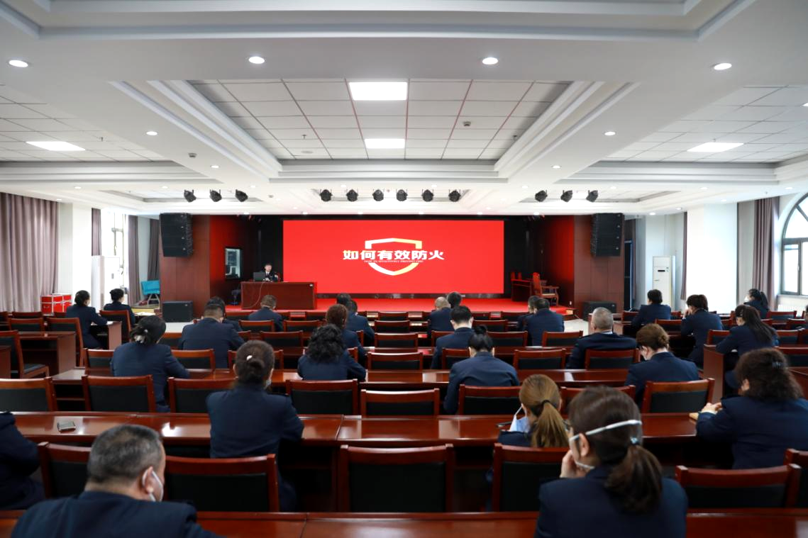 伊犁分中心为伊宁市税务局开展消防安全知识培训演练